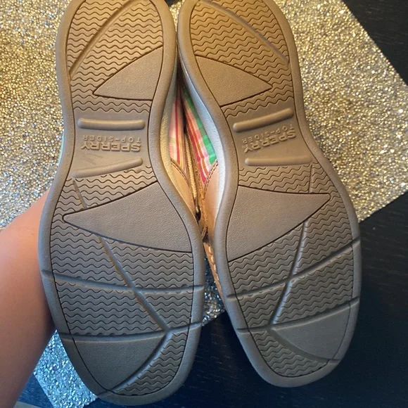 Sperrys. Perfect condition. US M. Fits like a women’s size 6! - Picture 4 of 7